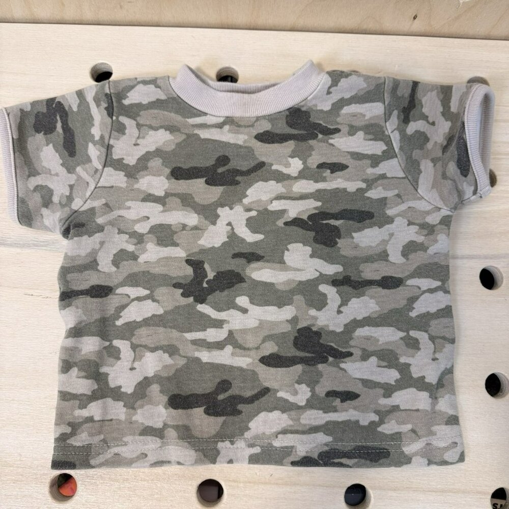 Vintage GREENDOG Blue Denim Overall Shorts With Camo T Shirt Size 18 Mo - Picture 6 of 14